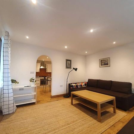 Beautiful House In The Heart Of A Golf Course. Lejlighed Manchester Eksteriør billede