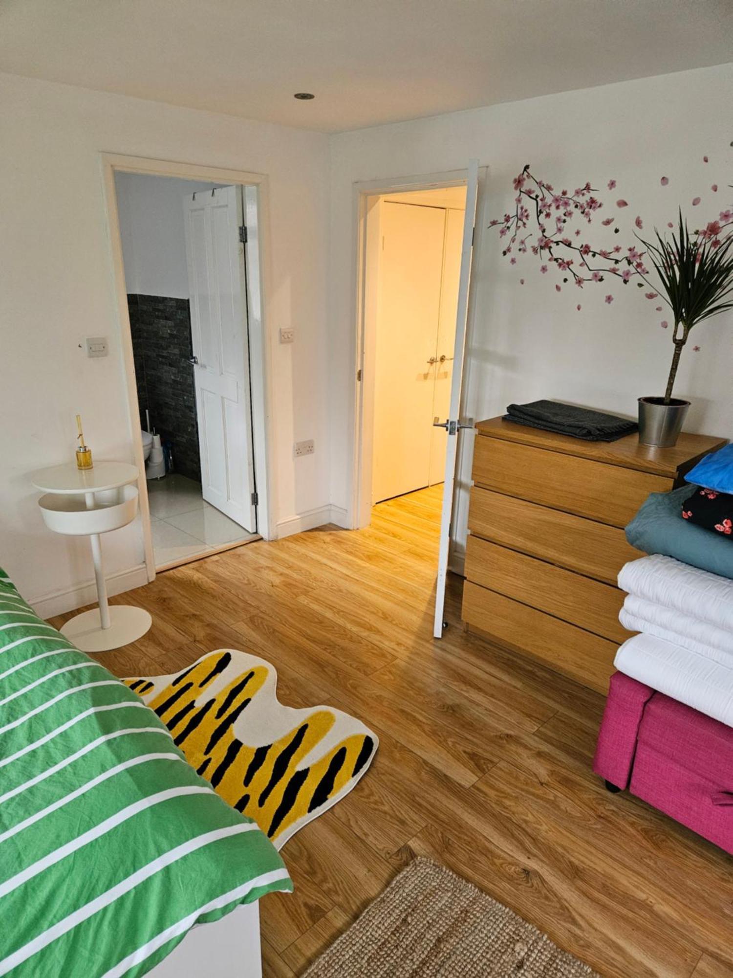 Beautiful House In The Heart Of A Golf Course. Lejlighed Manchester Eksteriør billede